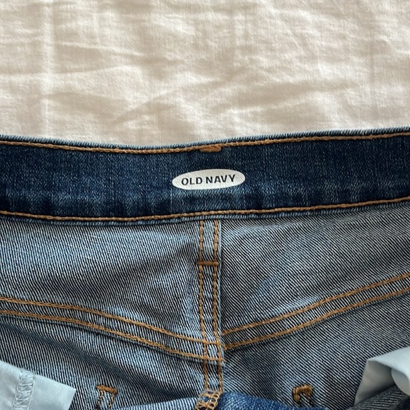 Classic Blue Denim Women's Shorts - Picture 6 of 7